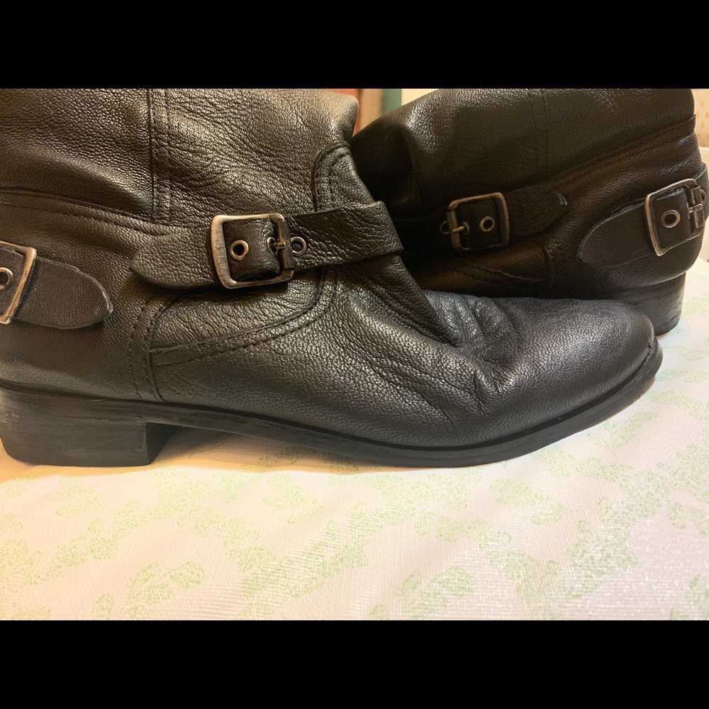 Knee high riding boots
